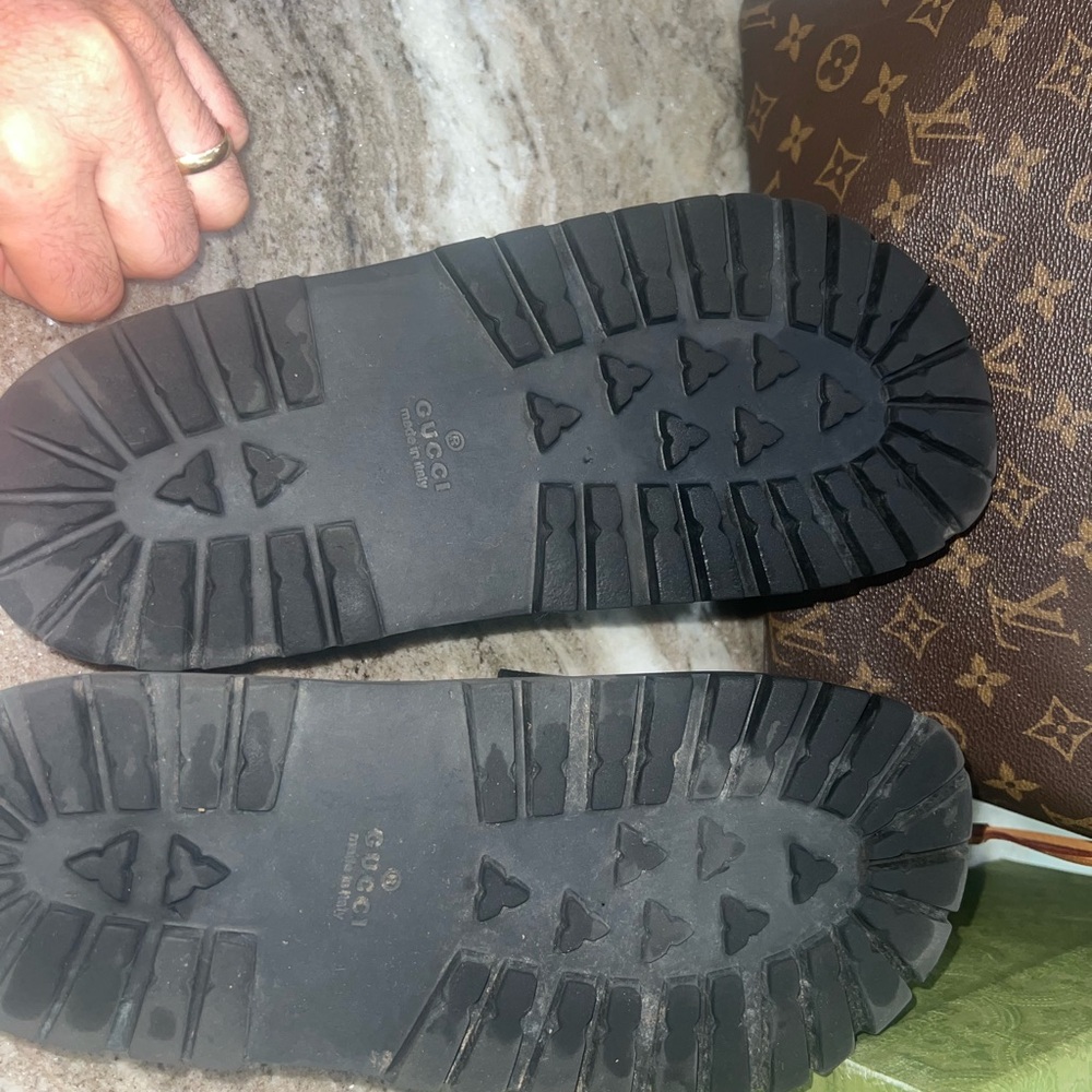 Gucci Men’s Slides - Picture 7 of 10